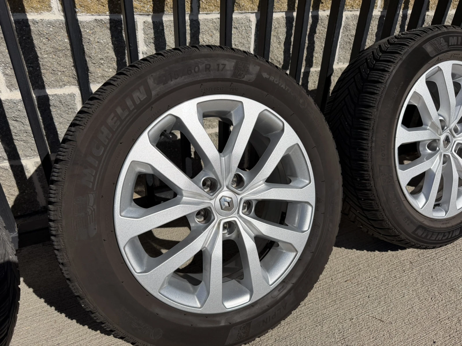 Гуми с джанти Michelin 215/60R17