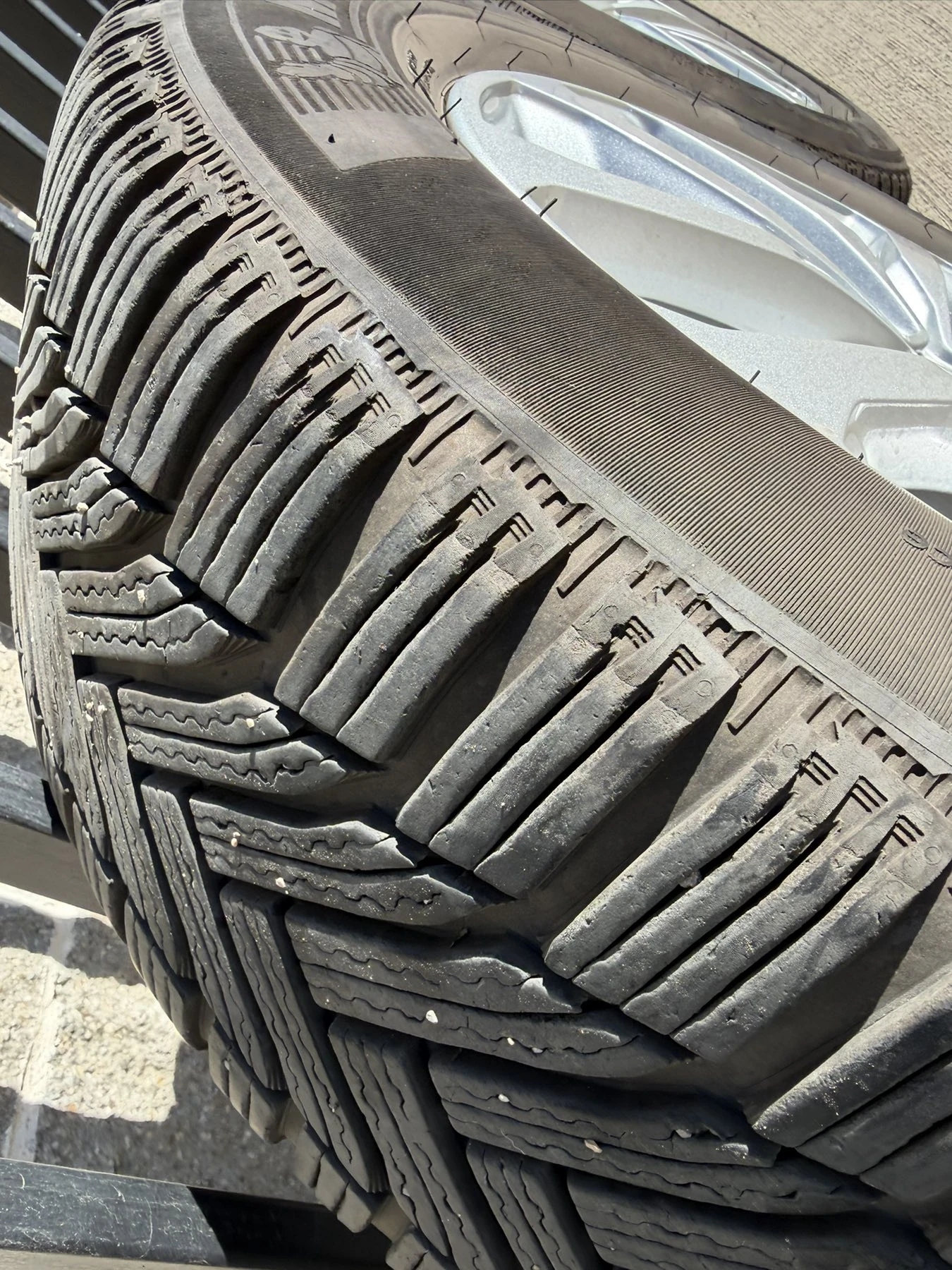 ���� � ������ 215/60R17 �� Renault Kadjar | Mobile.bg � ����������� 7