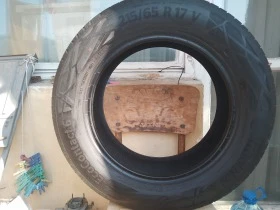 Гуми Летни 215/65R17, снимка 3 - Гуми и джанти - 42095049