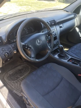 Mercedes-Benz C 250, снимка 3