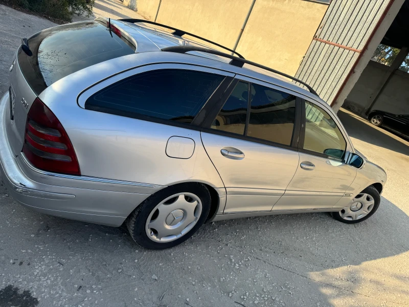 Mercedes-Benz C 220 C220 CDI, снимка 4 - Автомобили и джипове - 47902655