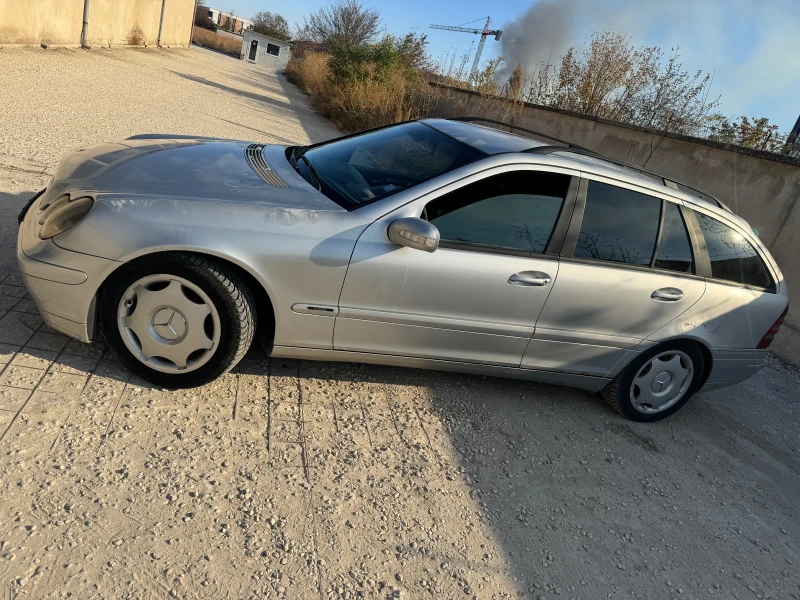 Mercedes-Benz C 220 C220 CDI, снимка 5 - Автомобили и джипове - 47902655