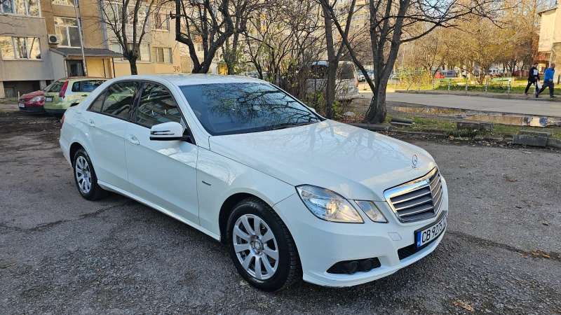 Mercedes-Benz E 200, снимка 4 - Автомобили и джипове - 48116319