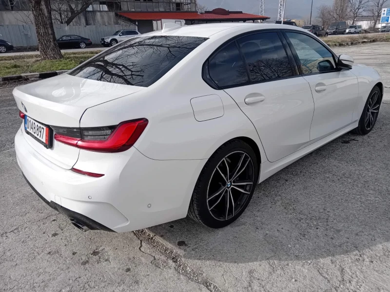 BMW 330 XI Head-up/Амбиент от представителство на БМВ, снимка 8 - Автомобили и джипове - 48754490