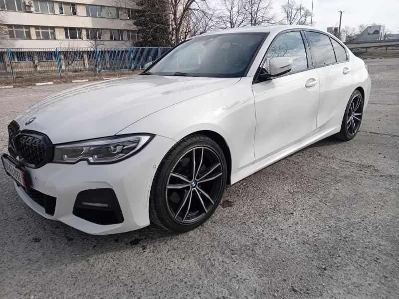 BMW 330 XI Head-up/Амбиент от представителство на БМВ, снимка 1 - Автомобили и джипове - 48754490