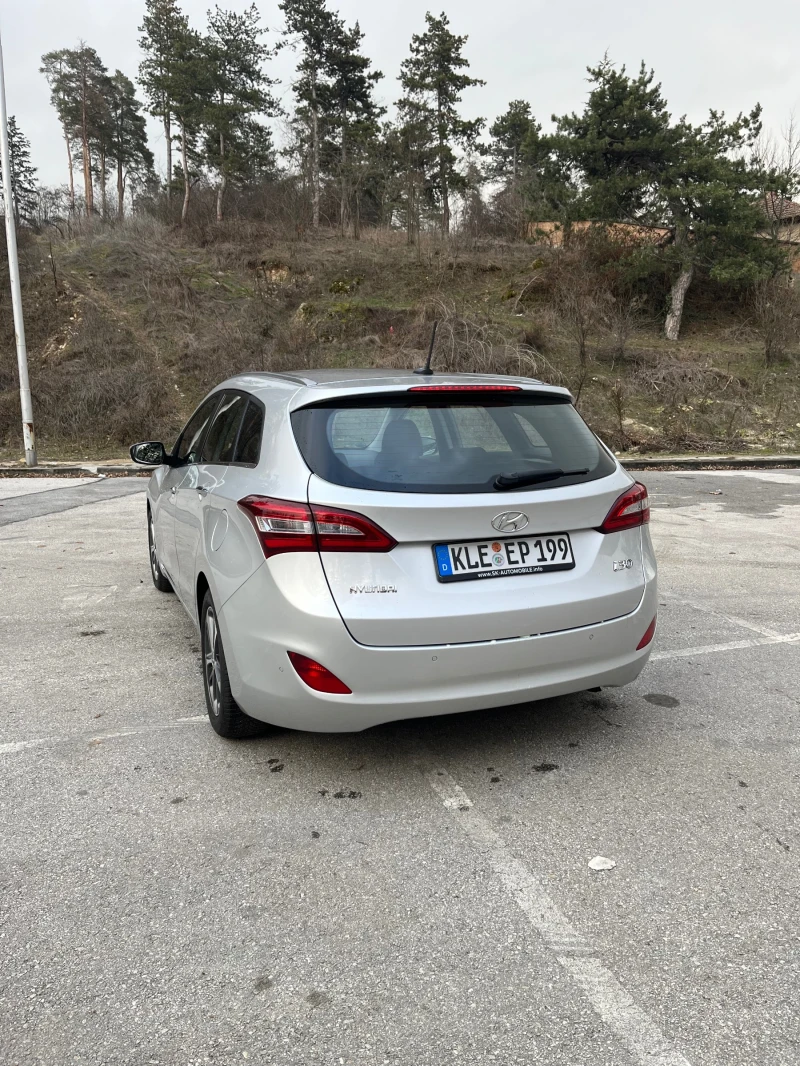 Hyundai I30 CRDi, снимка 6 - Автомобили и джипове - 48994178