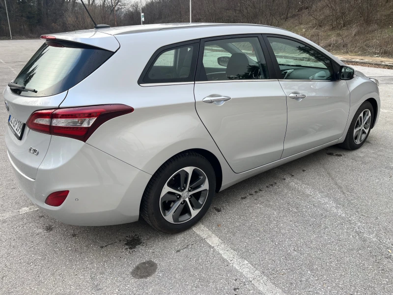 Hyundai I30 CRDi, снимка 4 - Автомобили и джипове - 48994178