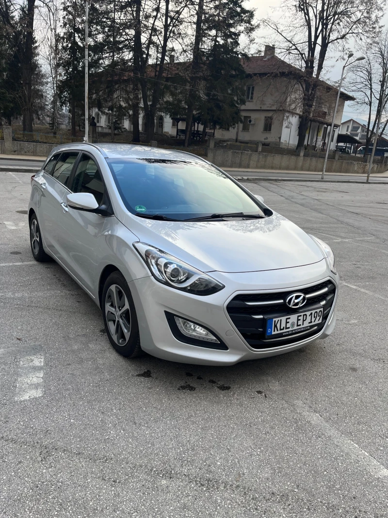 Hyundai I30 CRDi, снимка 2 - Автомобили и джипове - 48994178