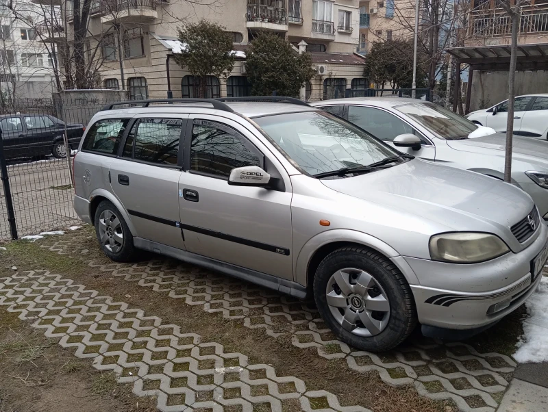 Opel Astra, снимка 1 - Автомобили и джипове - 49593435