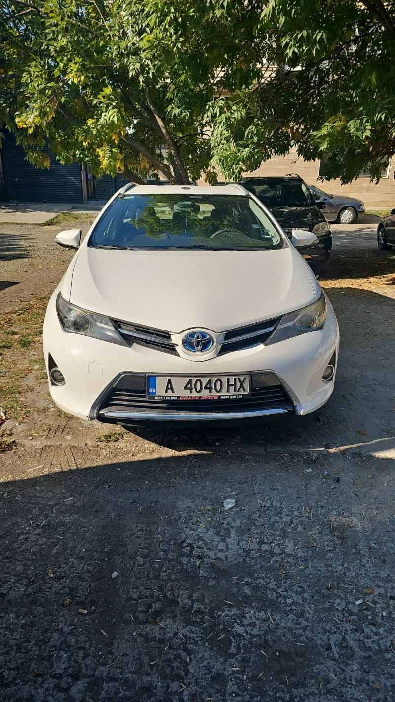 Toyota Auris 1.8i, снимка 3 - Автомобили и джипове - 52031988