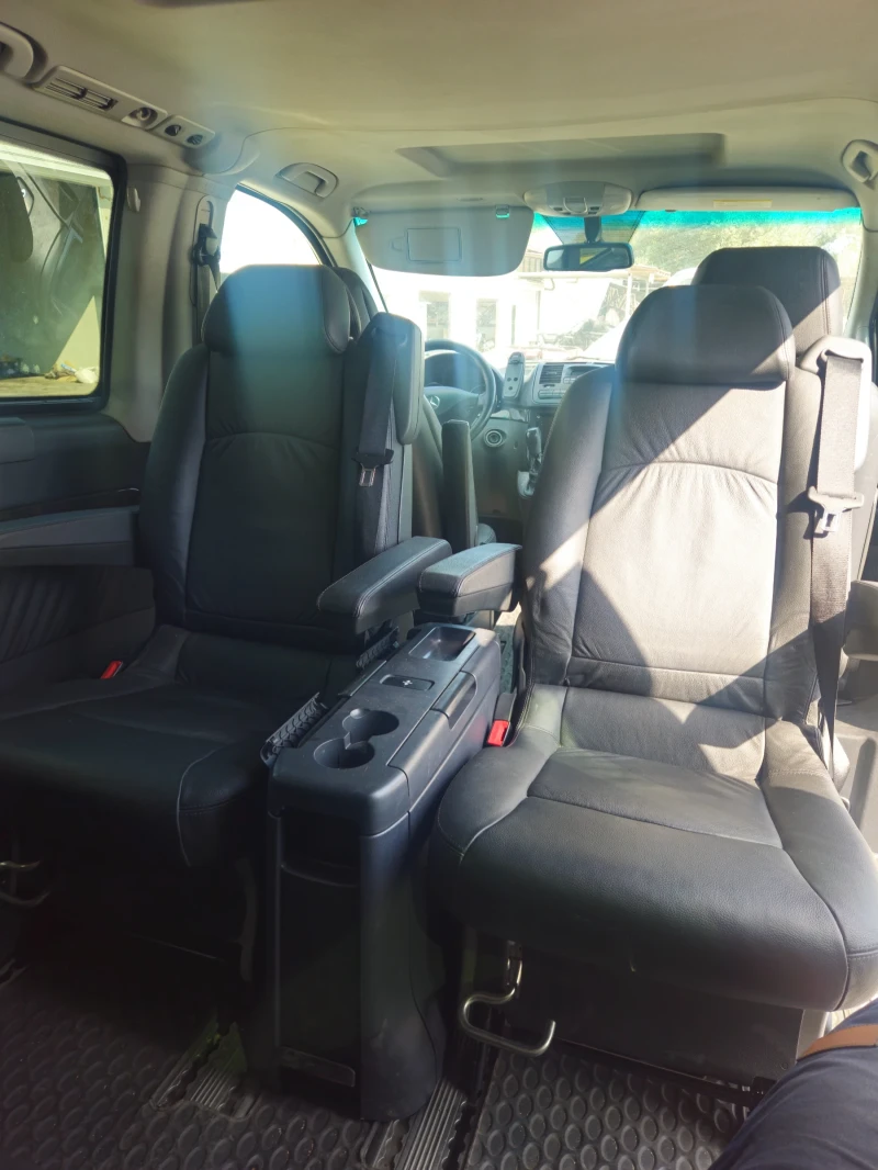 Mercedes-Benz Viano 3.0cdi, снимка 8 - Автомобили и джипове - 52851377