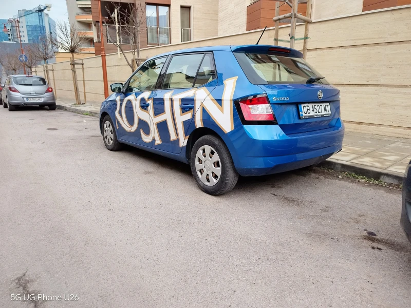 Skoda Fabia 1.0 MPI, снимка 4 - Автомобили и джипове - 53039873