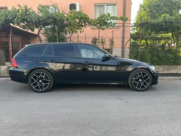 BMW 320  - изображение 2