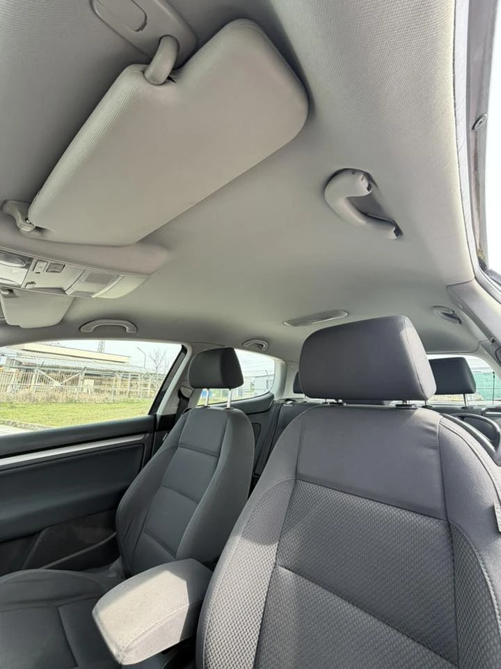 VW Golf 5, снимка 4 - Автомобили и джипове - 53966664