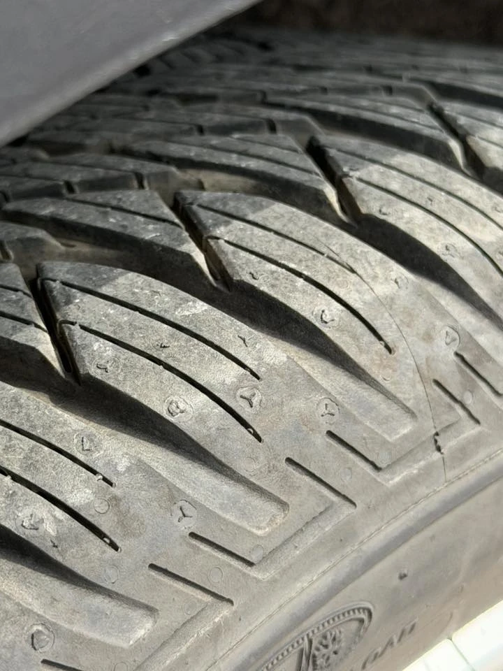 VW Golf 5, снимка 3 - Автомобили и джипове - 53966664