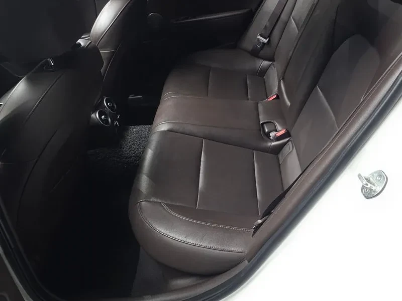 Kia Stinger 2.0 TURBO 2WD DREAM EDITION, снимка 12 - Автомобили и джипове - 55323239