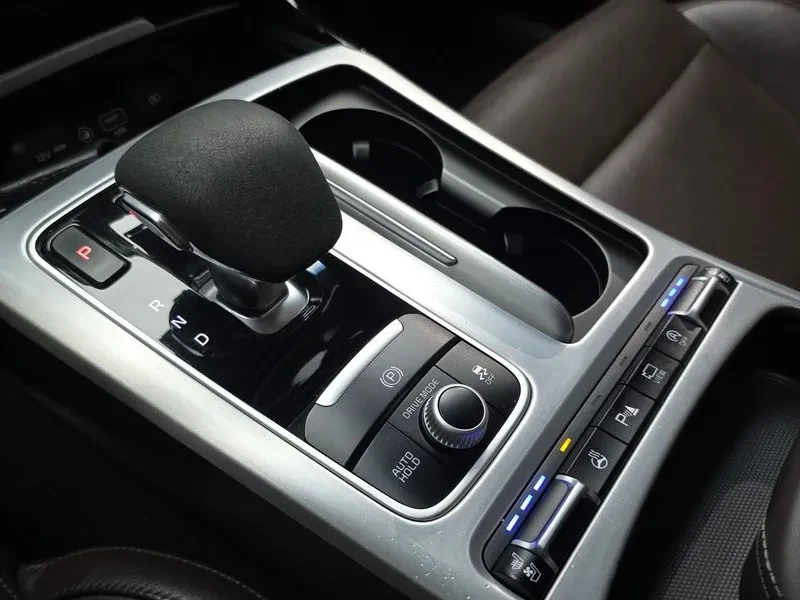 Kia Stinger 2.0 TURBO 2WD DREAM EDITION, снимка 9 - Автомобили и джипове - 55323239