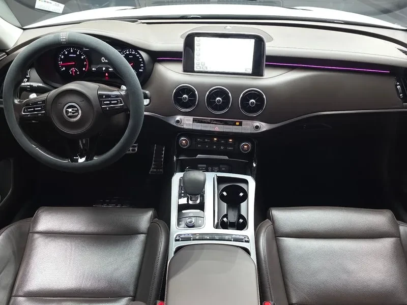 Kia Stinger 2.0 TURBO 2WD DREAM EDITION, снимка 7 - Автомобили и джипове - 55323239