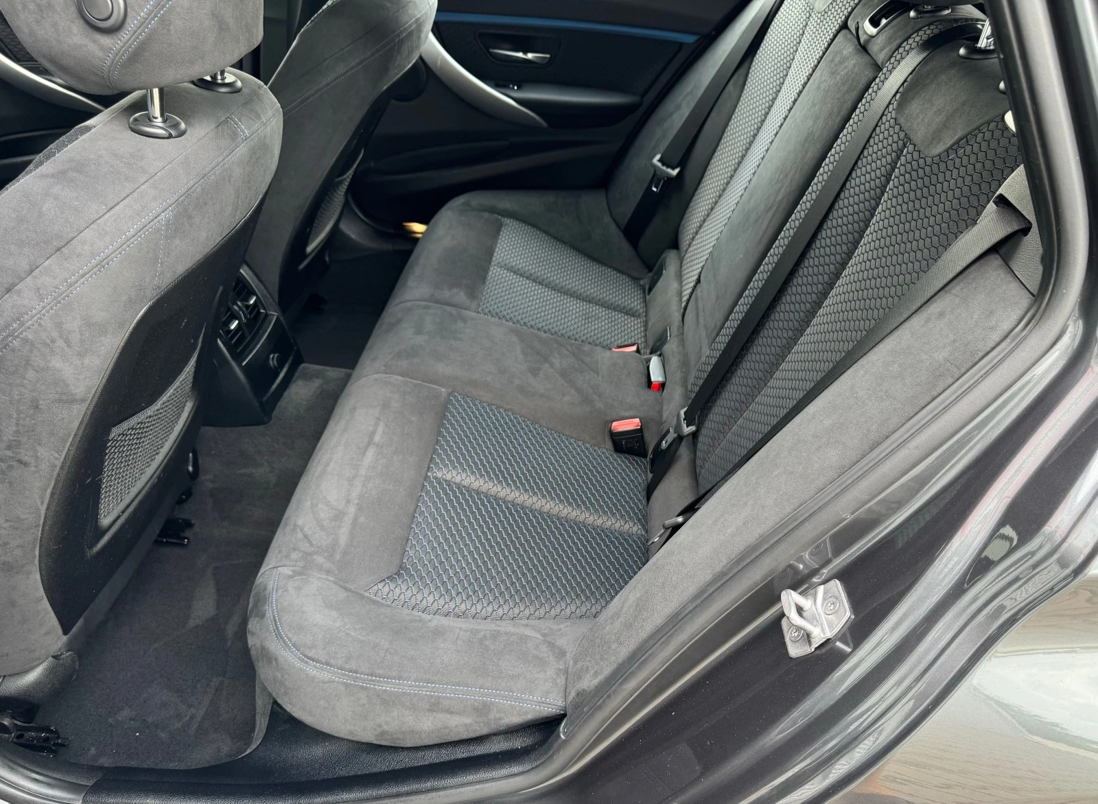 BMW 320 2.0d 190ps, M ak., , , , 6B | Mobile.bg   12