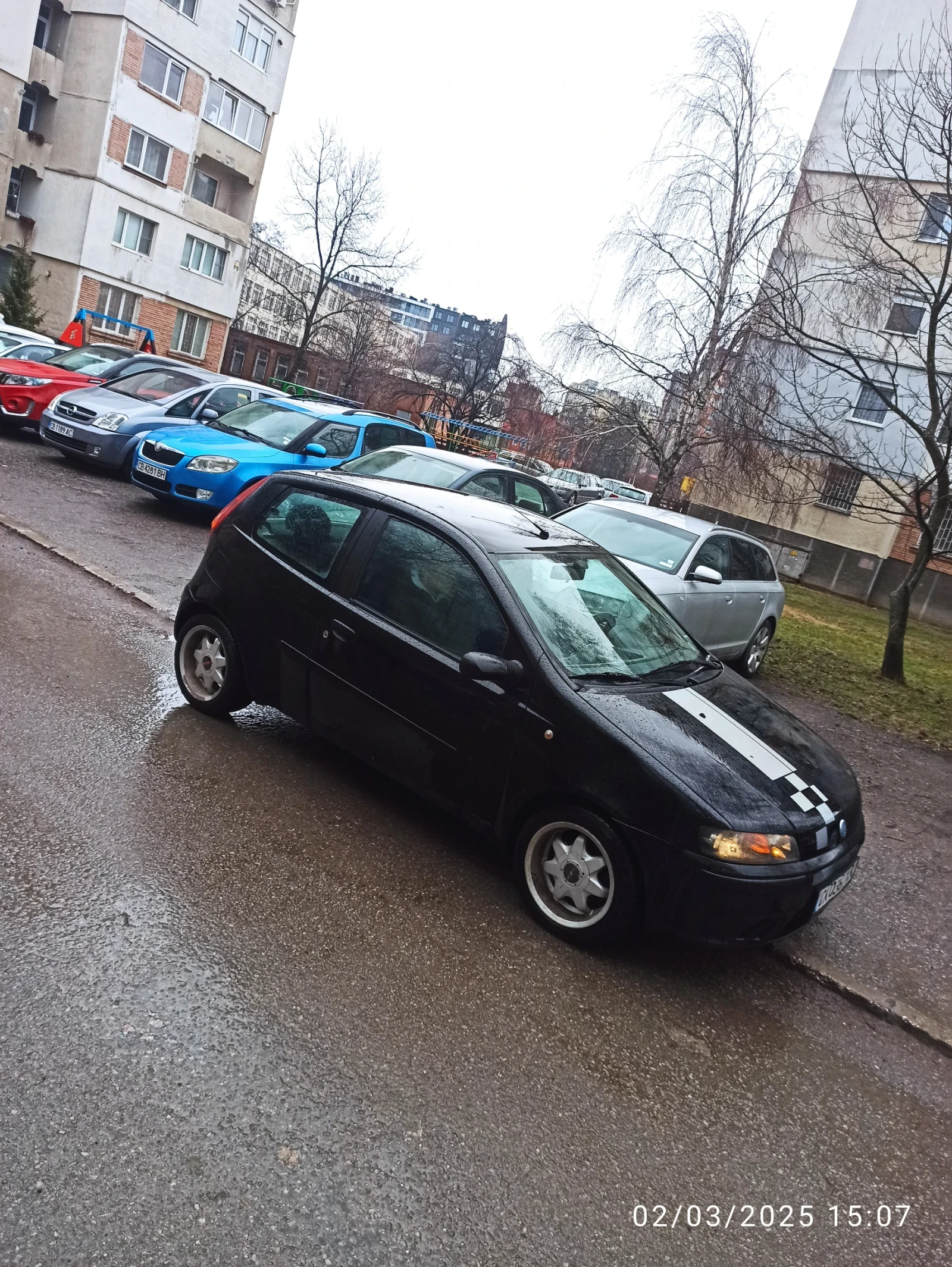 Fiat Punto 1, 9 JTD  - изображение 3