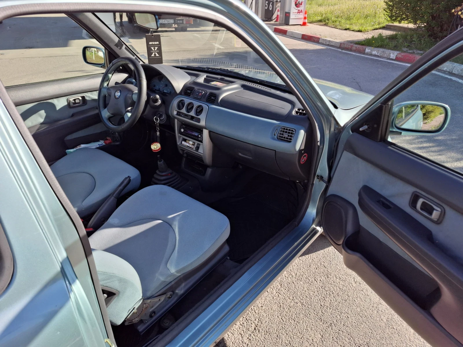 Nissan Micra 1.0 - изображение 9