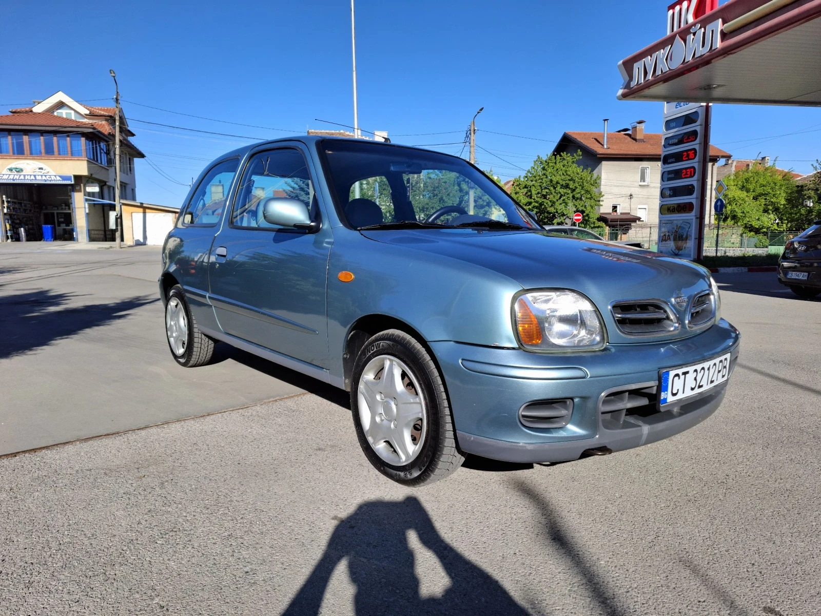 Nissan Micra 1.0 - изображение 3