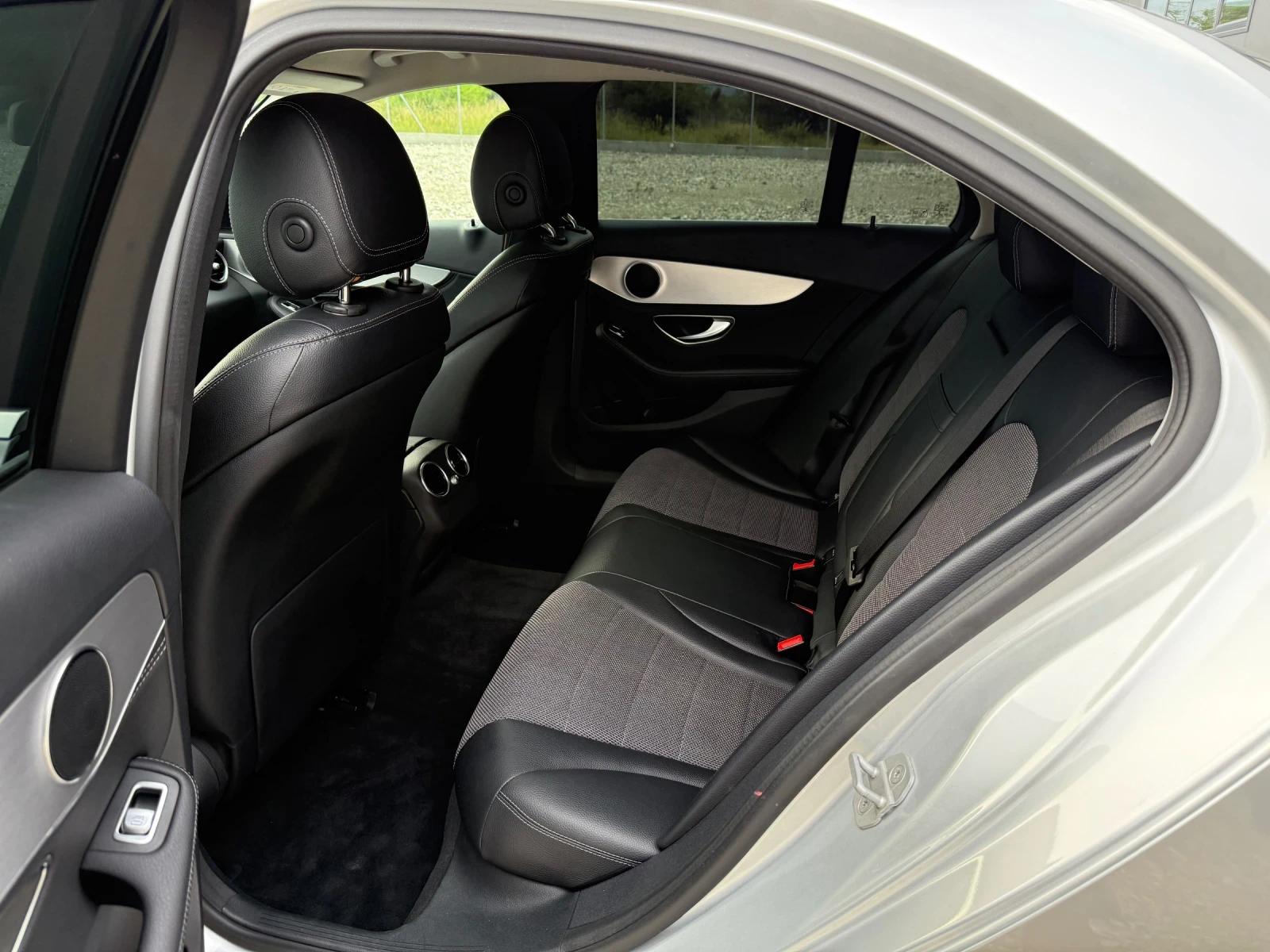 Mercedes-Benz C 220 CDI  AVANGARDE LED NAVI | Mobile.bg — изображение 12