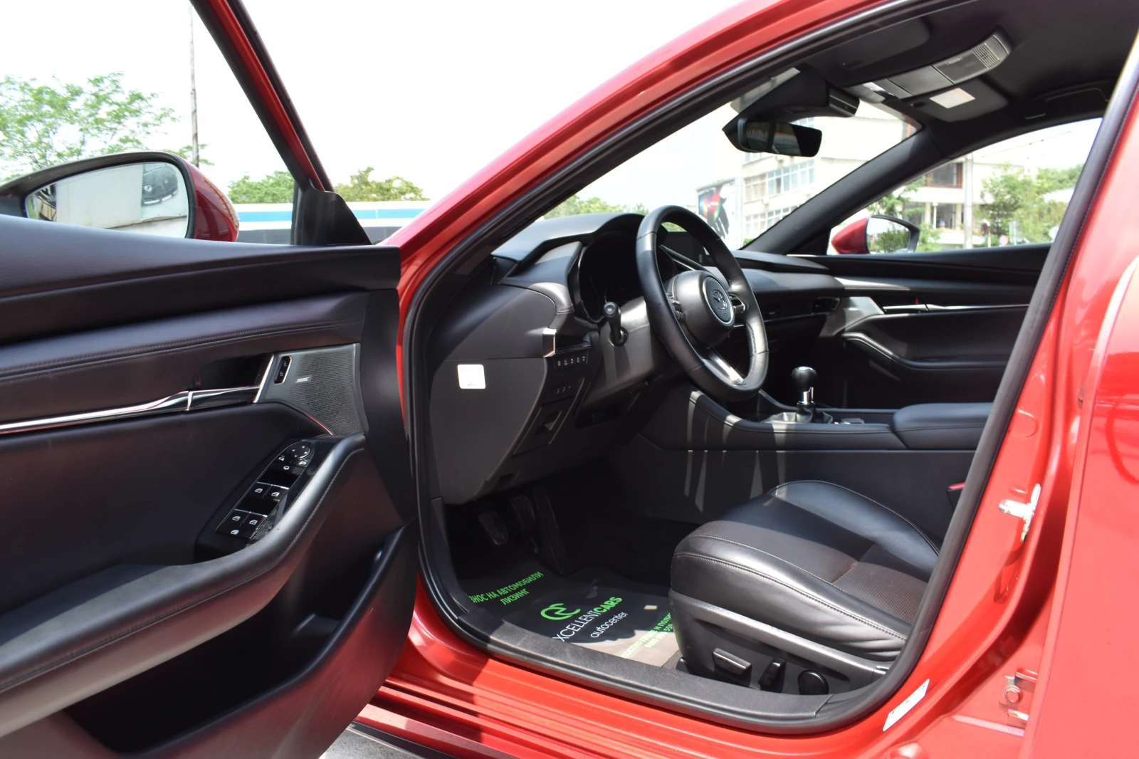 Mazda 3 2.0i* SKYACTIV-X* 360CAM* LINE-ASSIST* BRAKE-ASSIS - изображение 8