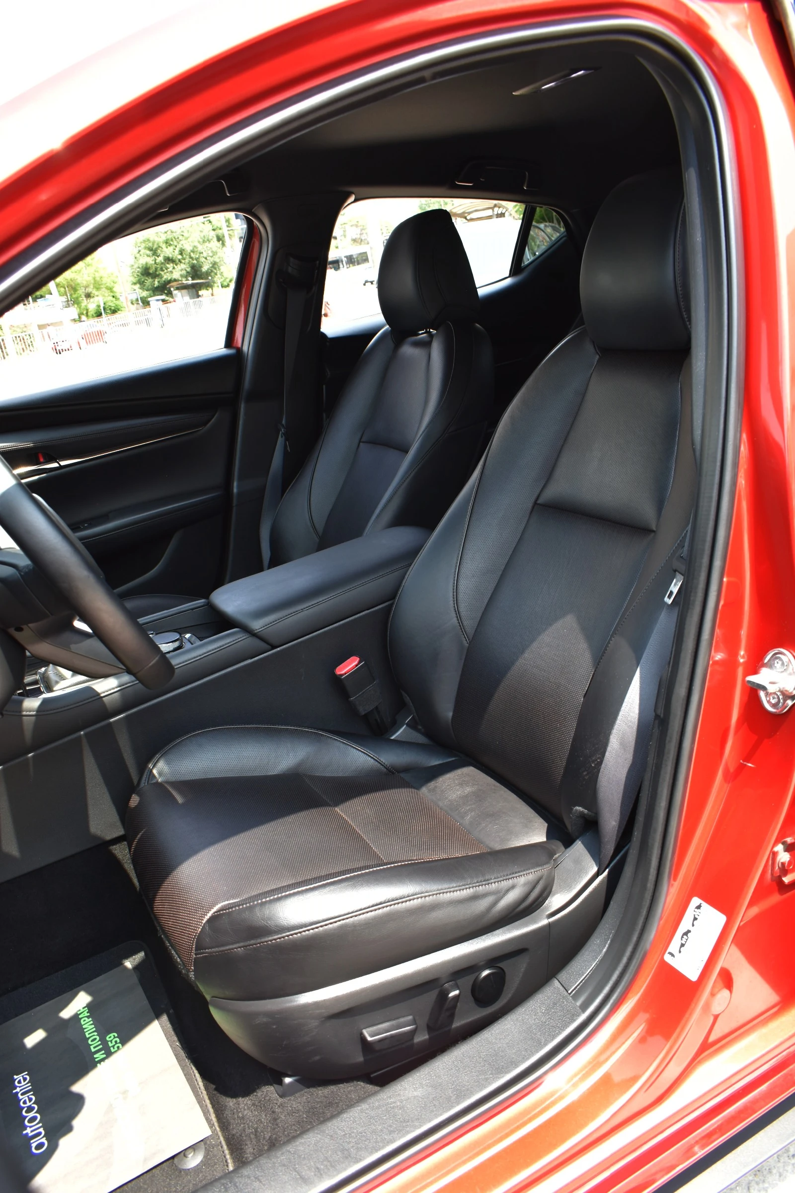 Mazda 3 2.0i* SKYACTIV-X* 360CAM* LINE-ASSIST* BRAKE-ASSIS - изображение 10