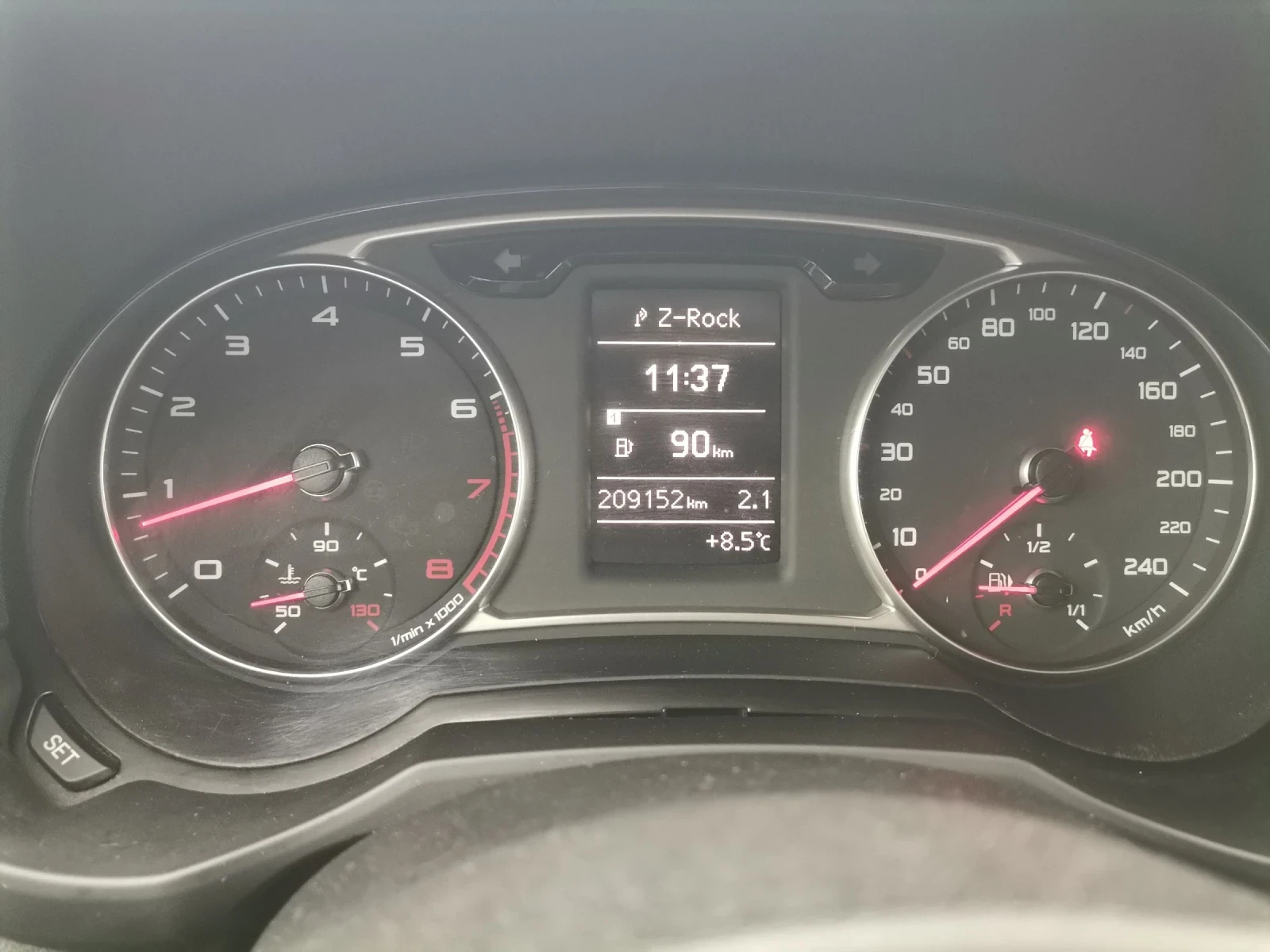 Audi A1 1.2  tfsi  - изображение 9