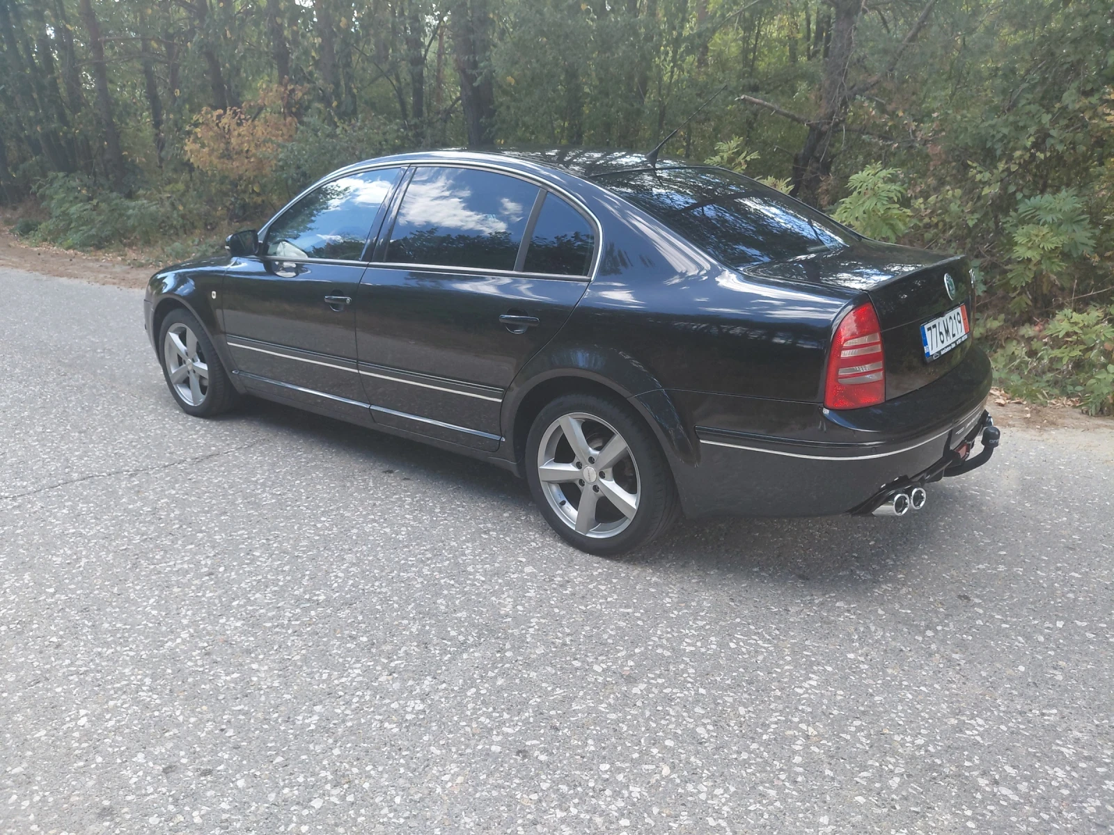 Skoda Superb 2.0d  | Mobile.bg   13