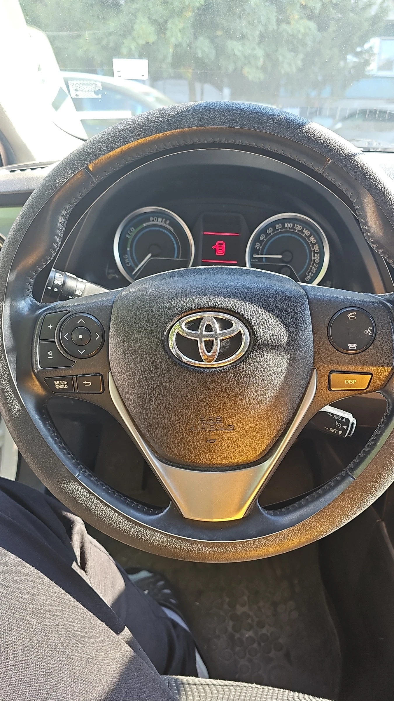 Toyota Auris 1.8i - изображение 7