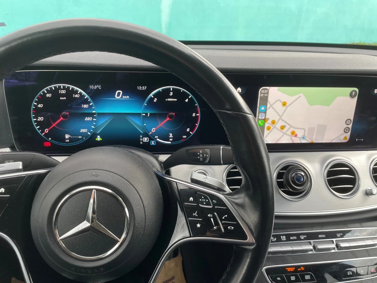 Mercedes-Benz E 220 РЕГИСТРИРАНА* ЛИЗИНГ* 4matic* AMG* ОБСЛУЖЕНА* , снимка 16 - Автомобили и джипове - 52034626