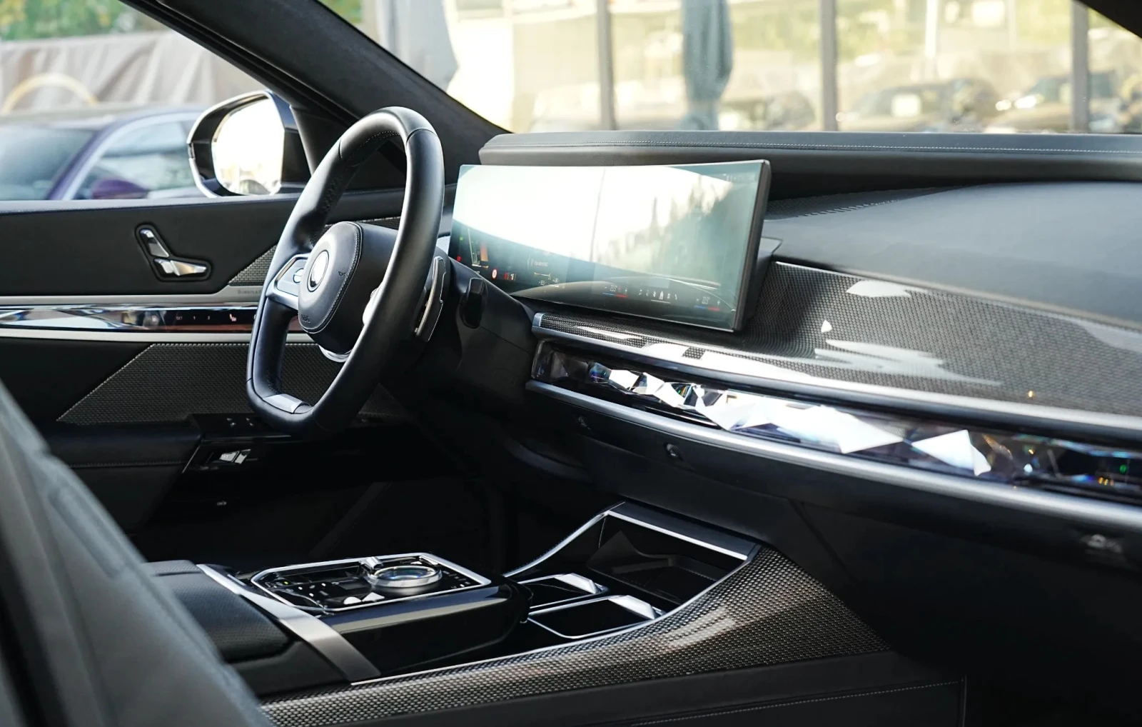 BMW 750 e xDrive - изображение 10