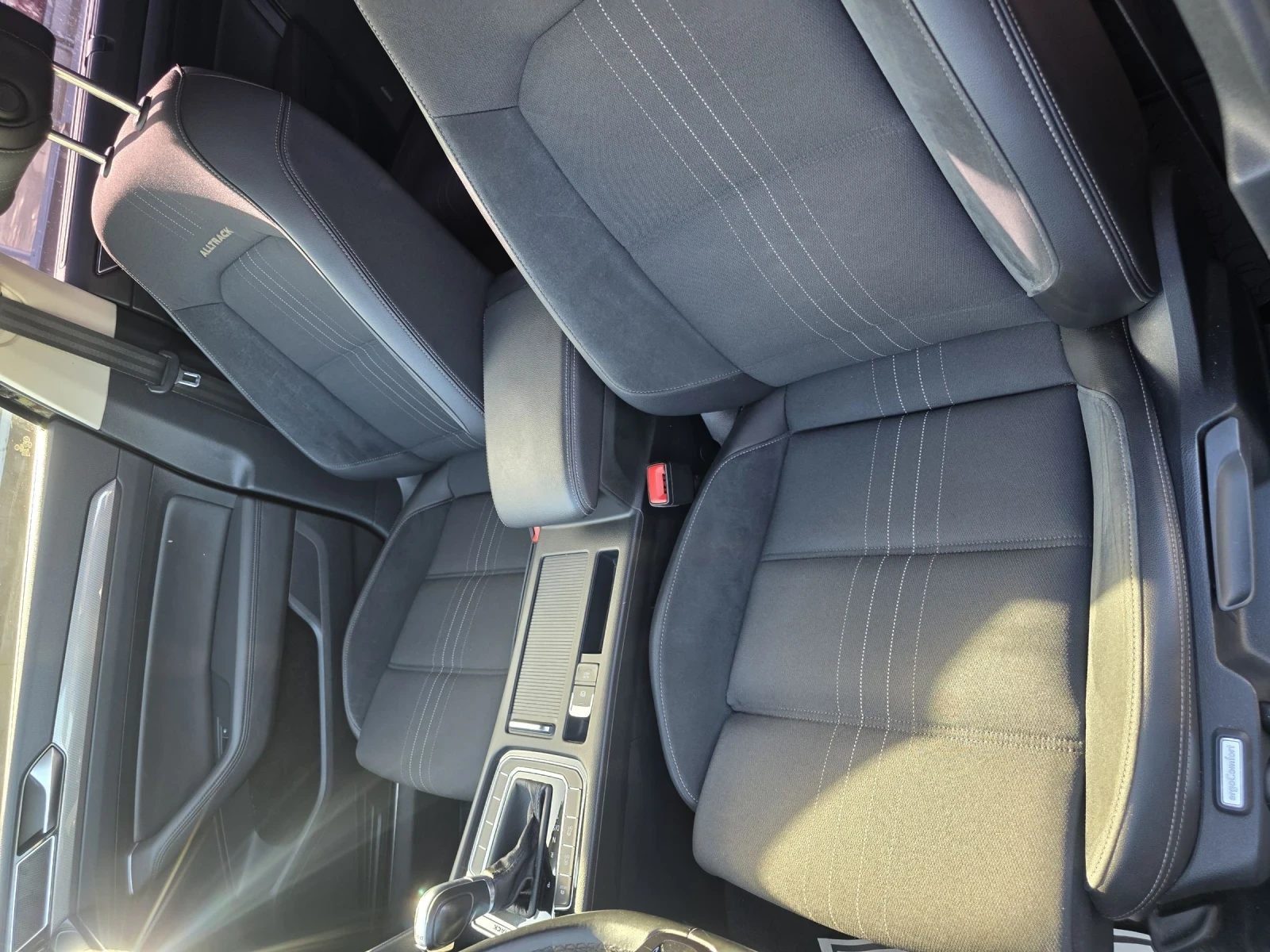 VW Alltrack 2.0 TDI 190 DSG  - изображение 6