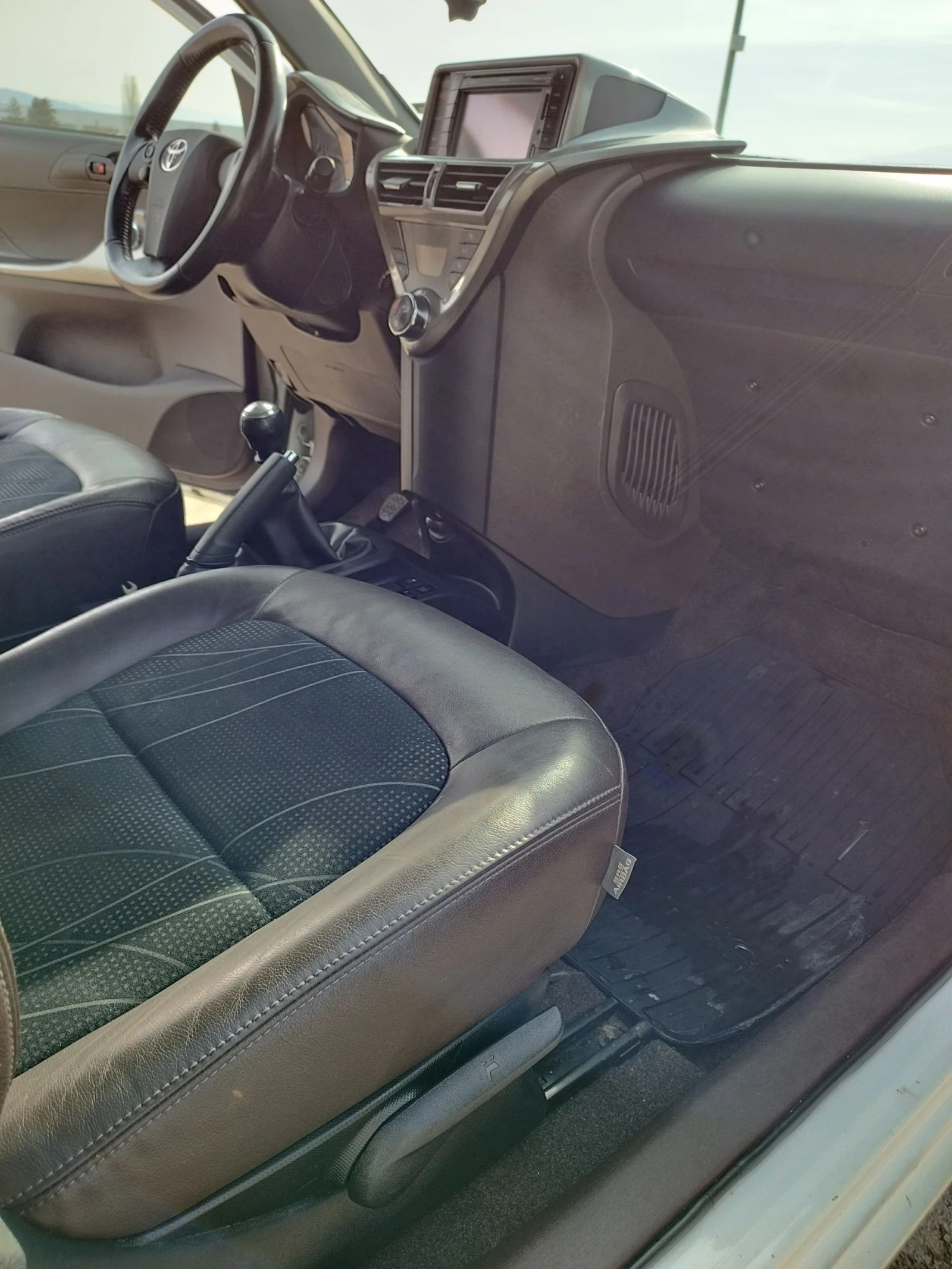 Toyota IQ 1.3-VVTI-97 �.� | Mobile.bg � ����������� 11