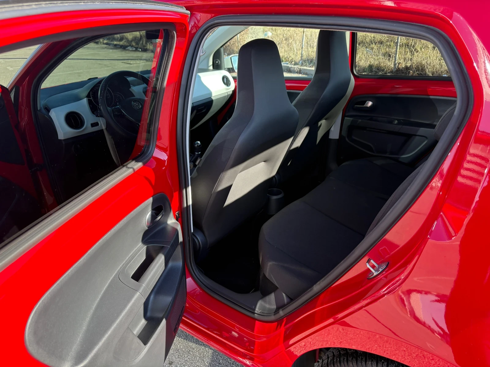 VW Up  - изображение 8