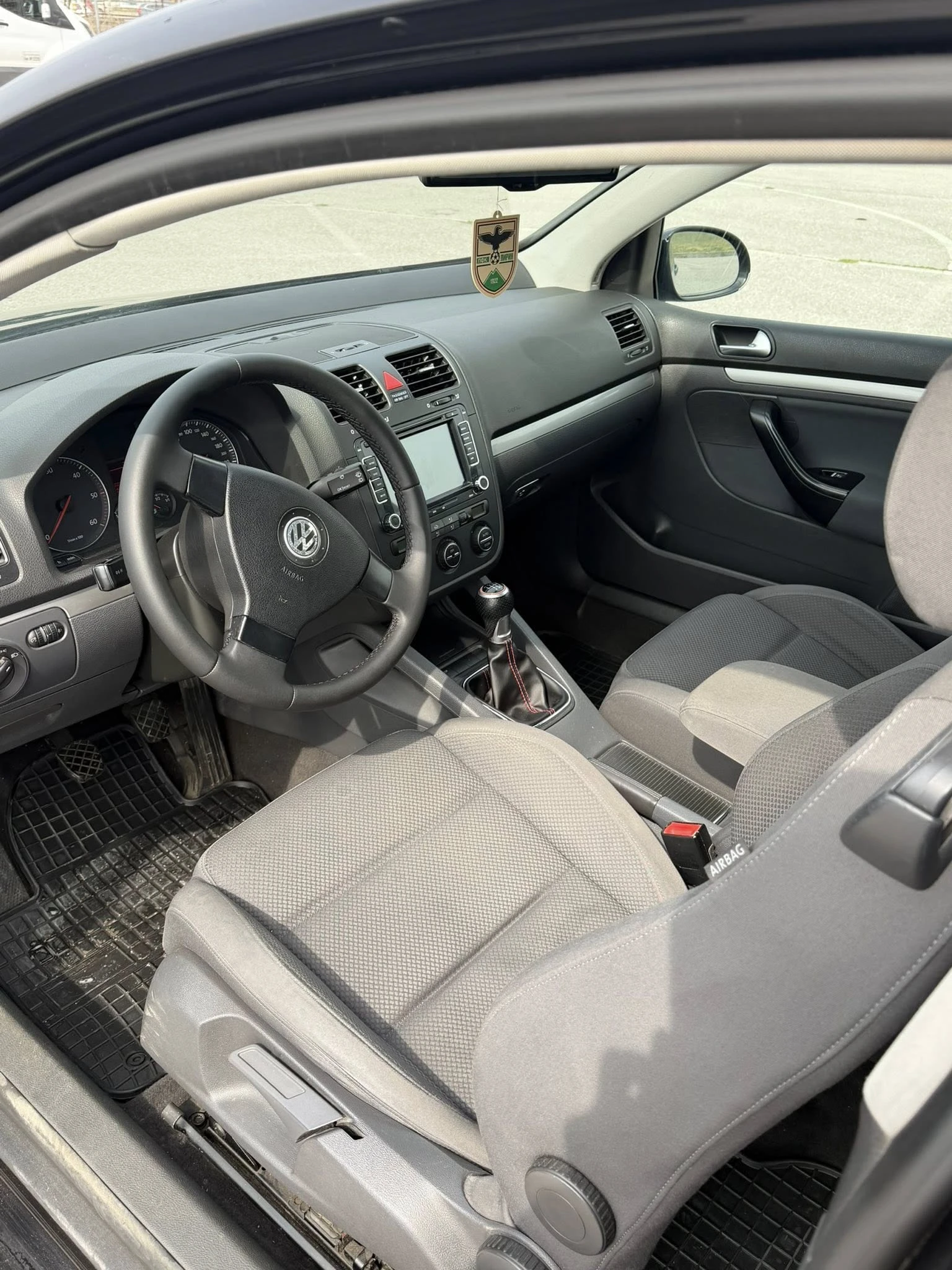 VW Golf 5, снимка 14 - Автомобили и джипове - 53966664