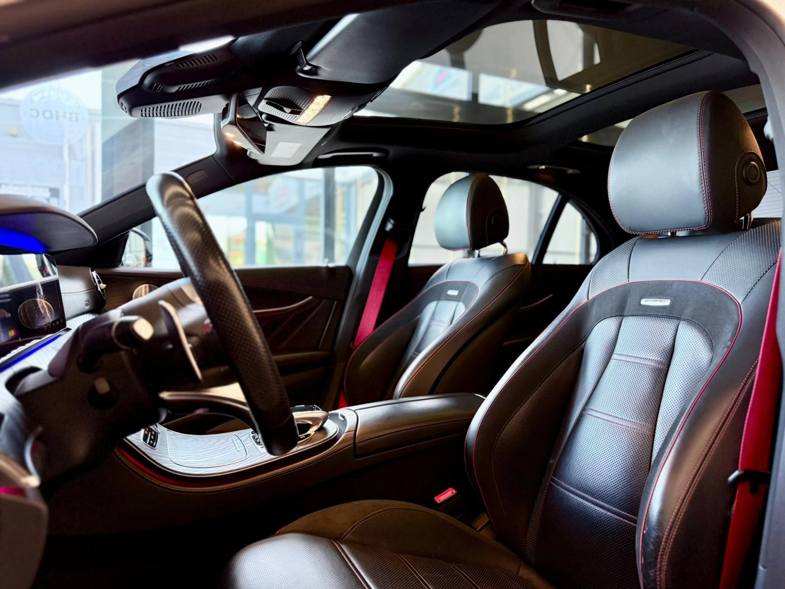 Mercedes-Benz E 53 AMG Burmester* Подгрев* Обдух* Pano* Лизинг, снимка 8 - Автомобили и джипове - 54346098