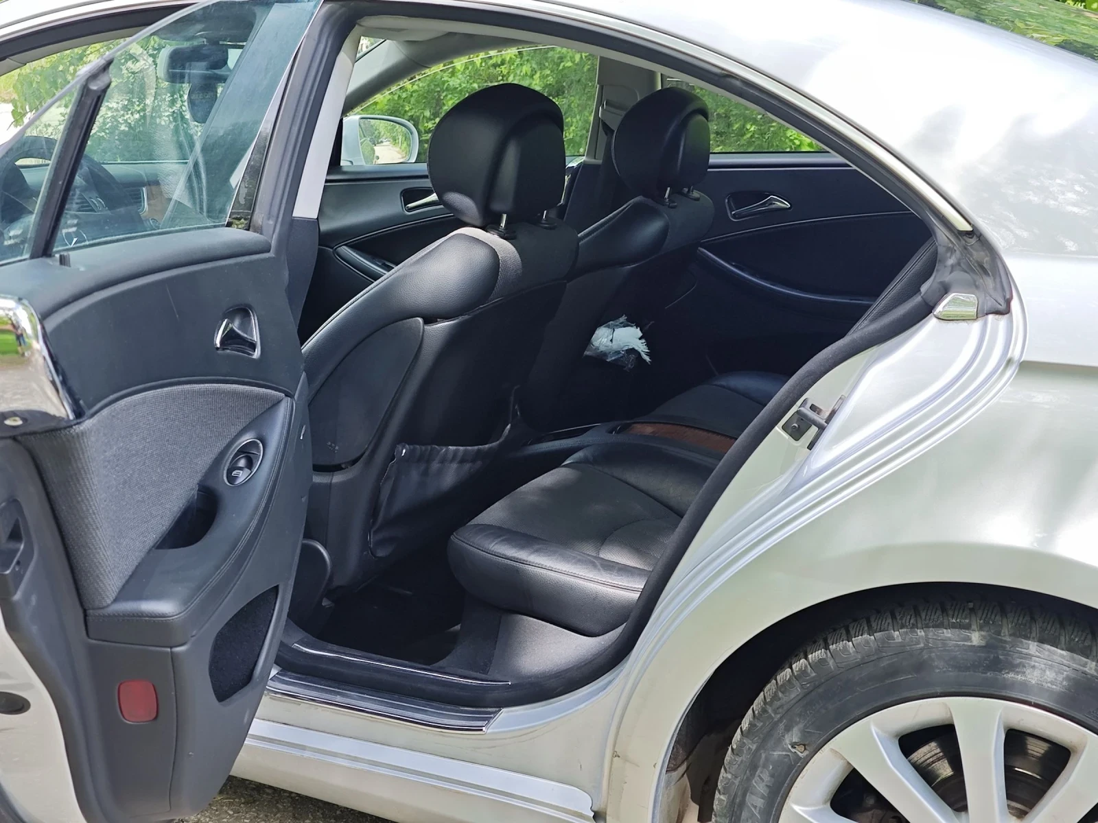 Mercedes-Benz CLS 320, снимка 10 - Автомобили и джипове - 54565761