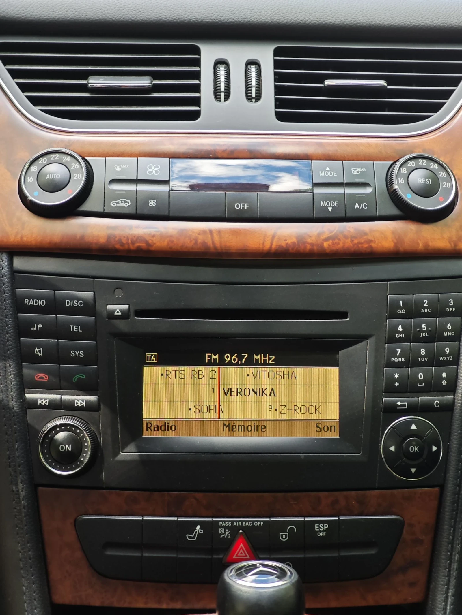 Mercedes-Benz CLS 320, снимка 8 - Автомобили и джипове - 54565761