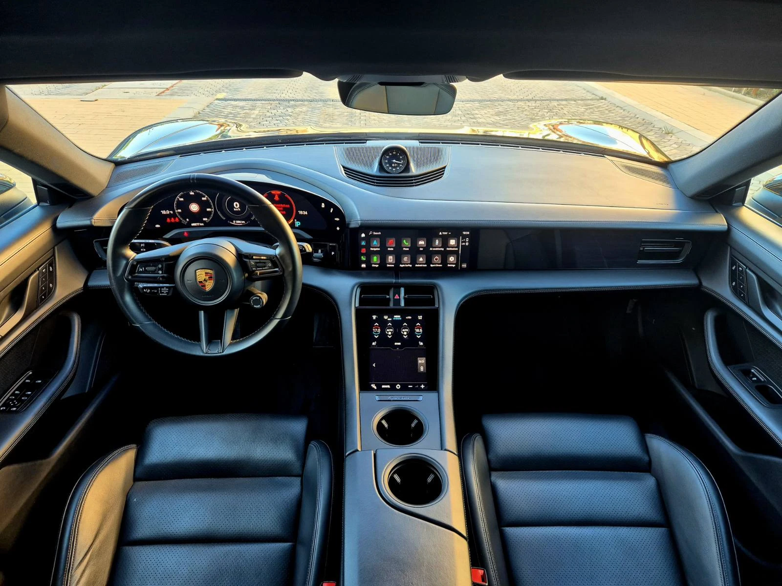 Porsche Taycan * 4 Cross Turismo* PANO* 360* BOSE* , снимка 9 - Автомобили и джипове - 54569520