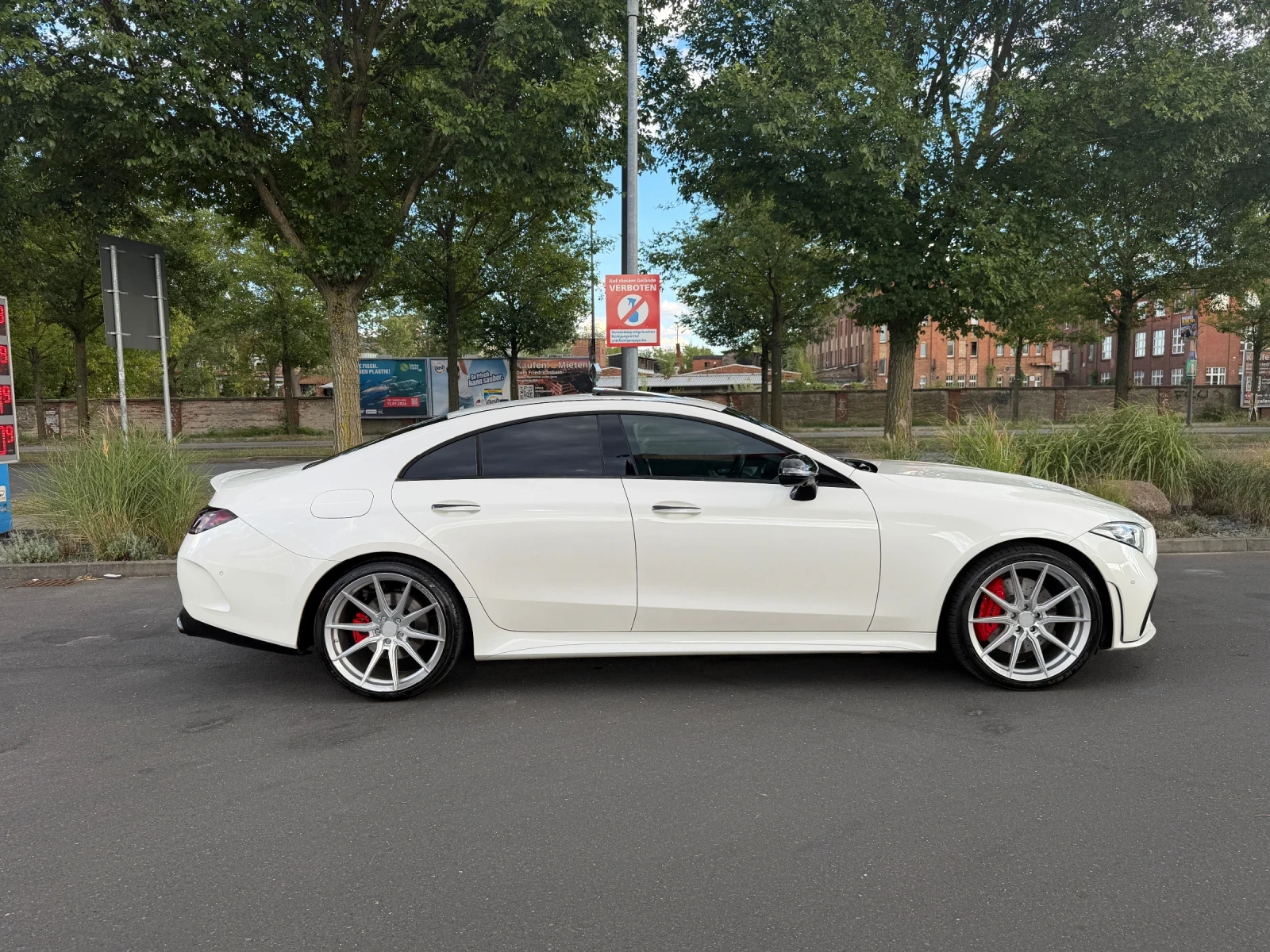 Mercedes-Benz CLS 400 CLS400D! 4MAT?C! GERMANY! SUNROOF! 360CAM!, снимка 3 - Автомобили и джипове - 55586999