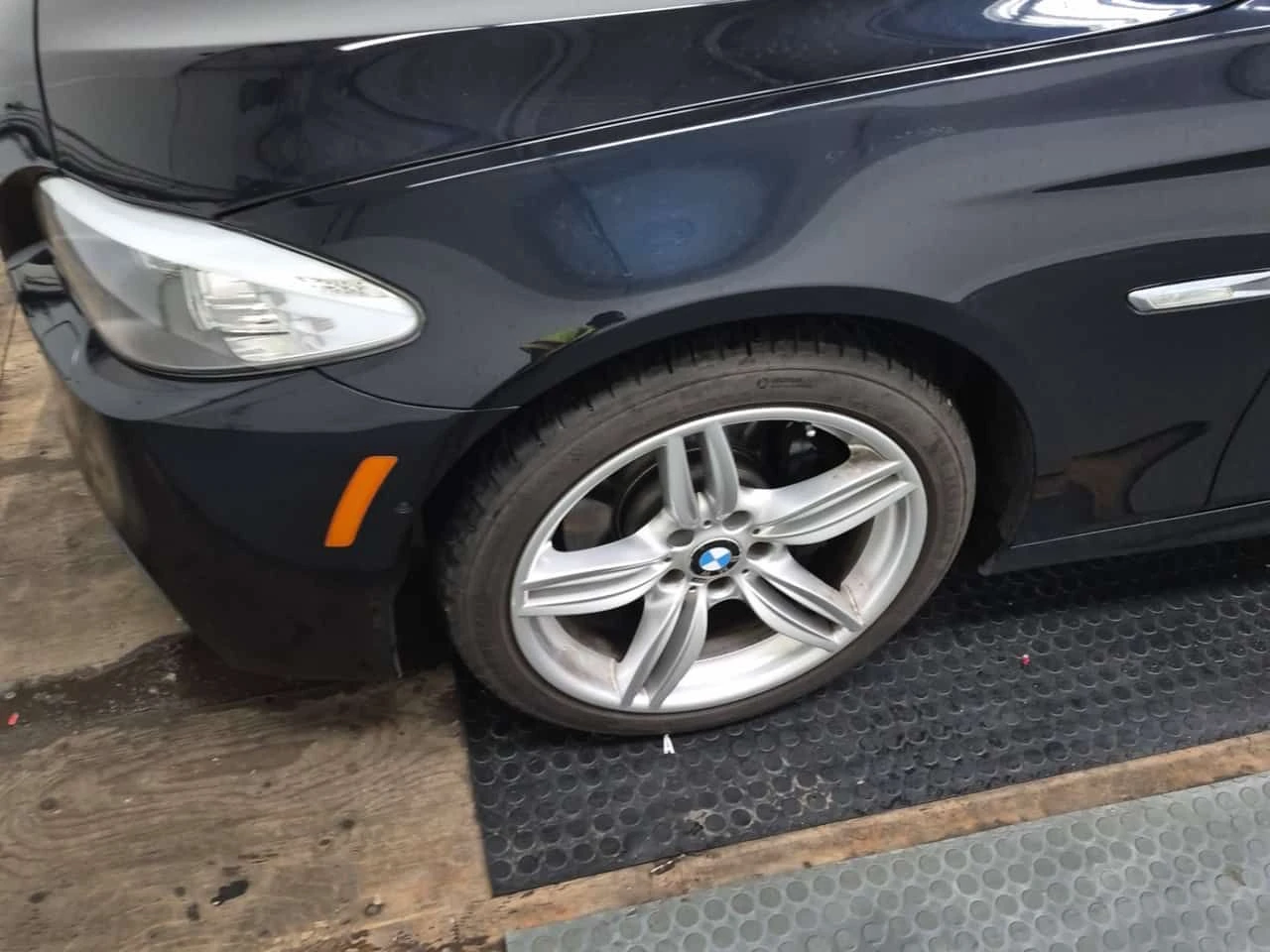 BMW 535 М ПАКЕТ/535I XDRIVE/CARFAX/ЛЕНТИ/2 КЛЮЧА/ПОДГРЕВ/, снимка 6 - Автомобили и джипове - 55270305