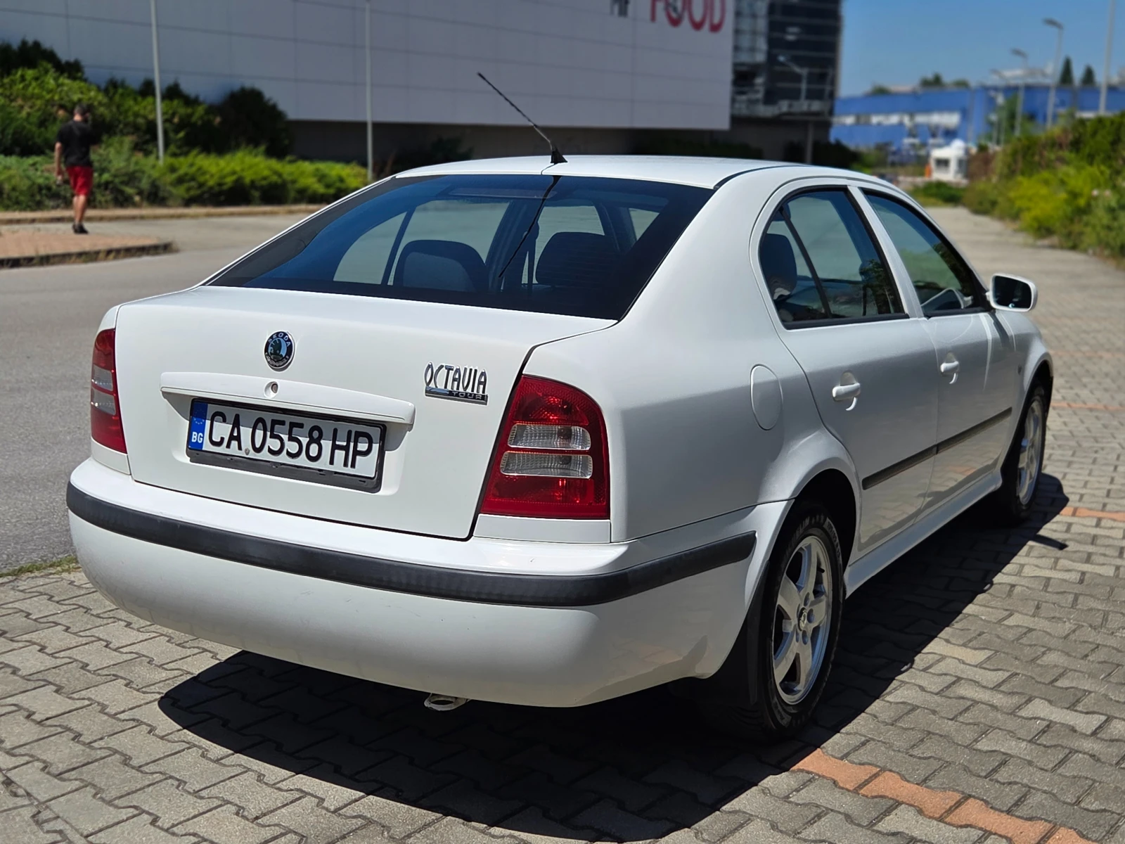 Skoda Octavia 1.9TDI 101к.с. УНИКАЛНА, снимка 5 - Автомобили и джипове - 55475457