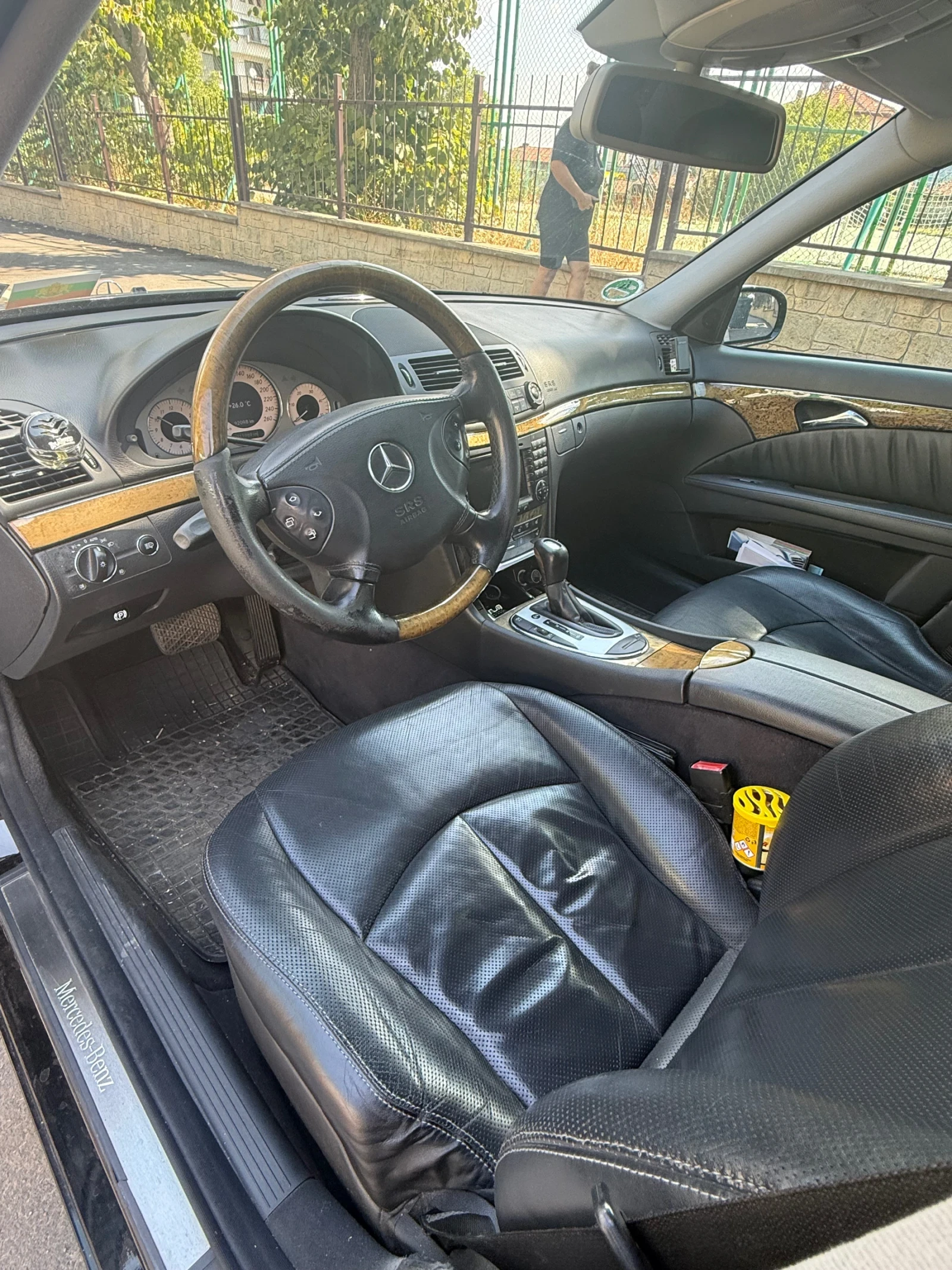Mercedes-Benz E 320 AVANTGARDE, снимка 6 - Автомобили и джипове - 55831772