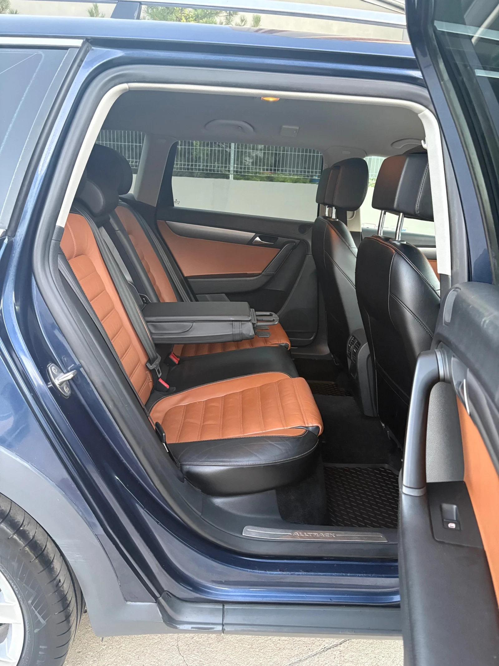 VW Alltrack 4Motion, снимка 15 - Автомобили и джипове - 55987365