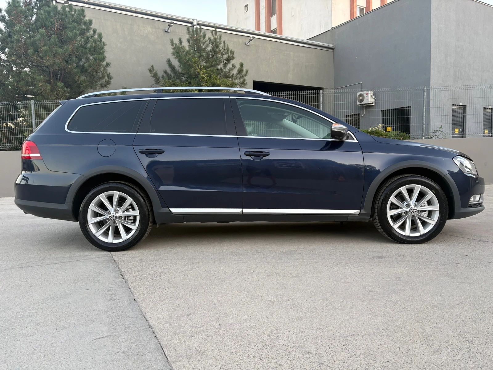VW Alltrack 4Motion, снимка 9 - Автомобили и джипове - 55987365
