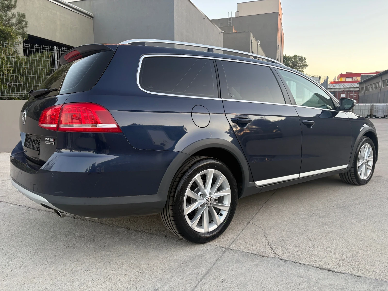 VW Alltrack 4Motion, снимка 8 - Автомобили и джипове - 55987365