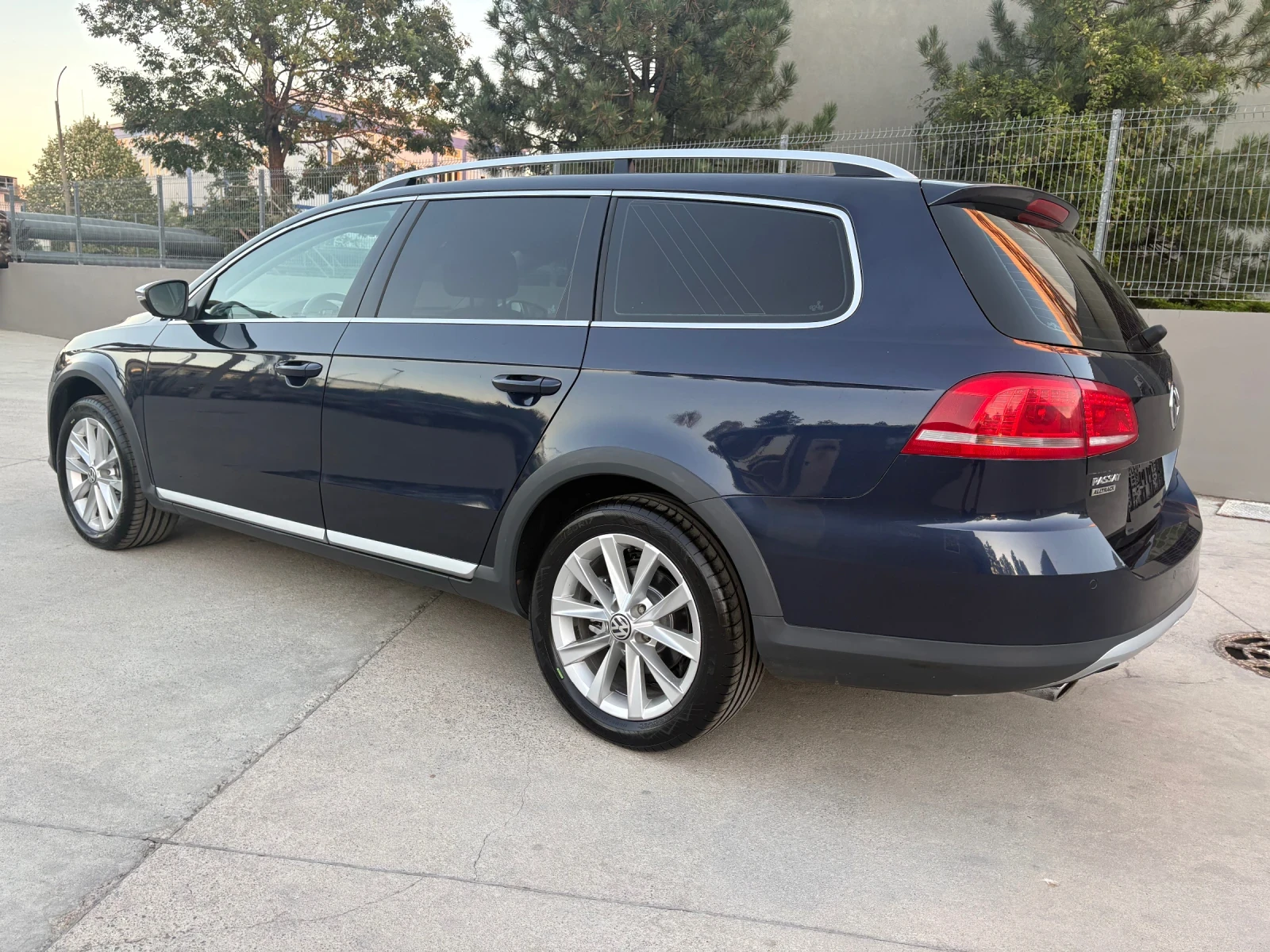 VW Alltrack 4Motion, снимка 4 - Автомобили и джипове - 55987365